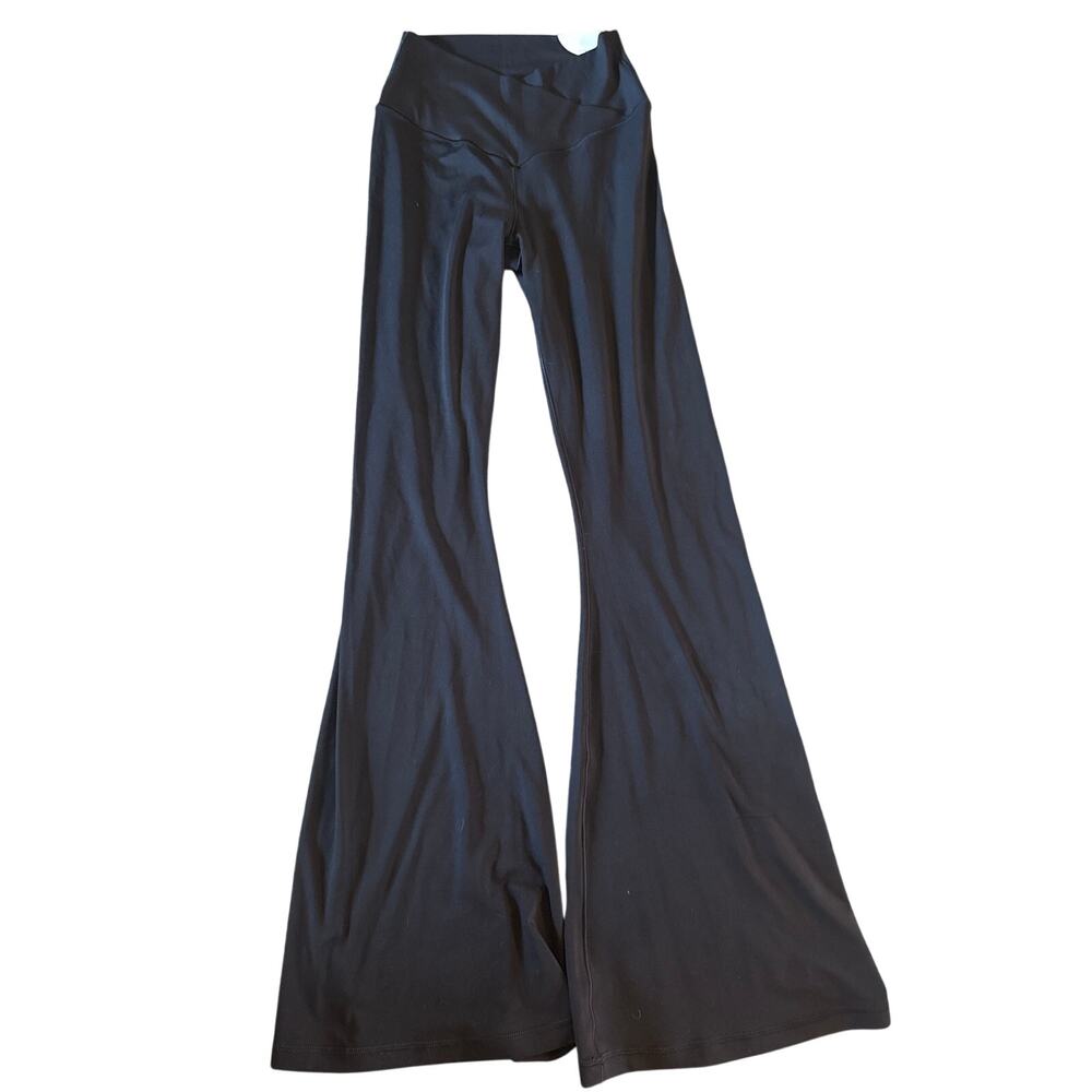 AERIE FLARE PANTS - NEW WITH TAGS- size Medium